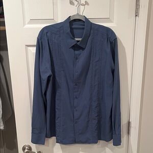 Men's Cuban Guayabera long sleeve button down shirt